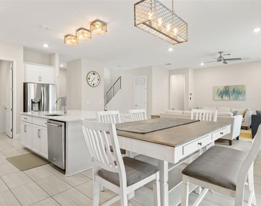 8373 Ludington Circle - Photo Thumbnail 16