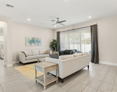 8373 Ludington Circle - Photo Thumbnail 4