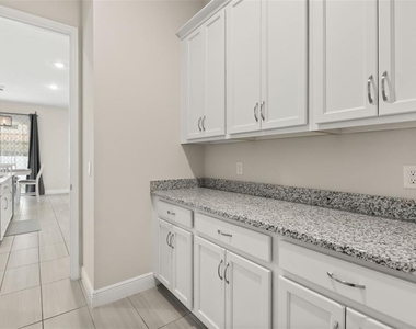 8373 Ludington Circle - Photo Thumbnail 12