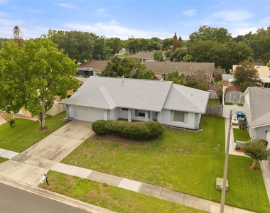 12136 Shallot Street - Photo Thumbnail 4