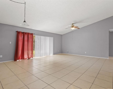 12136 Shallot Street - Photo Thumbnail 7