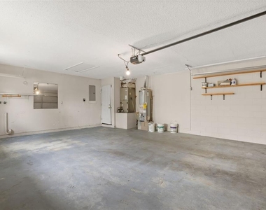 12136 Shallot Street - Photo Thumbnail 21