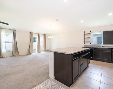 2405 Bulrush Drive - Photo Thumbnail 8