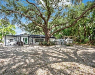820 East Boulevard - Photo Thumbnail 54