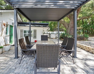 820 East Boulevard - Photo Thumbnail 44