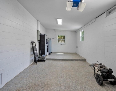 820 East Boulevard - Photo Thumbnail 40