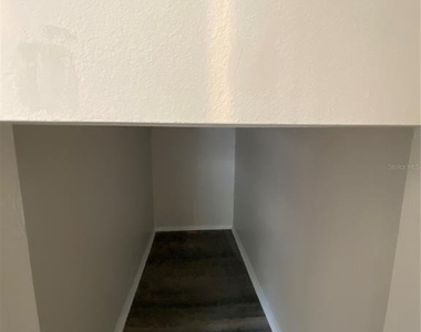 7222 Nima Court - Photo Thumbnail 18