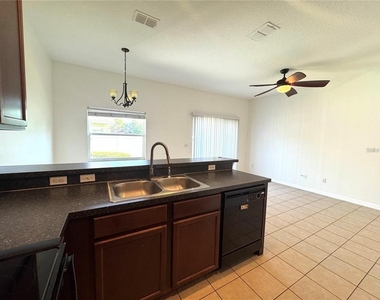 12117 Citruswood Drive - Photo Thumbnail 10