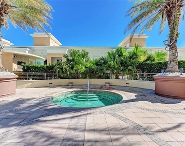 800 N Tamiami Trail - Photo Thumbnail 61