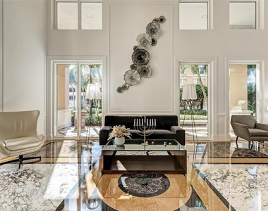 800 N Tamiami Trail - Photo Thumbnail 65