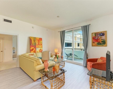 800 N Tamiami Trail - Photo Thumbnail 29