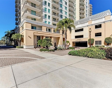 800 N Tamiami Trail - Photo Thumbnail 15