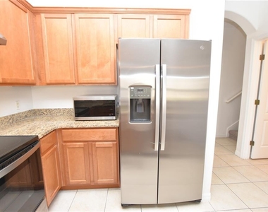 6352 Sedgeford Drive - Photo Thumbnail 2