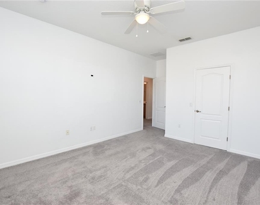 6352 Sedgeford Drive - Photo Thumbnail 29