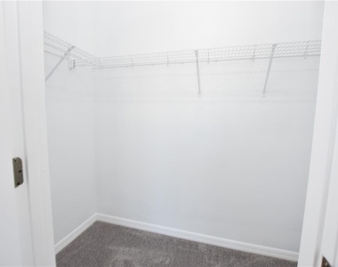 6352 Sedgeford Drive - Photo Thumbnail 23