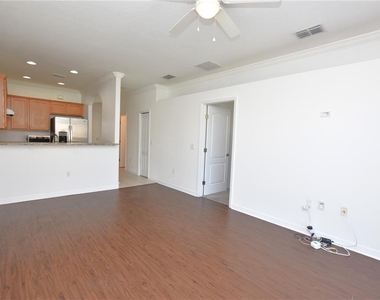 6352 Sedgeford Drive - Photo Thumbnail 7