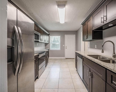 2414 Avenue A Terrace Nw - Photo Thumbnail 5