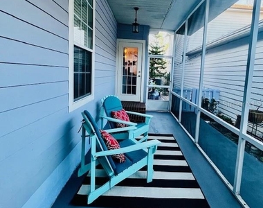 11607 Nw 18th Place - Photo Thumbnail 15