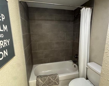 5025 Sw 91st Court - Photo Thumbnail 13