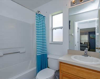 2628 Hemingway Avenue - Photo Thumbnail 10