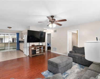 1003 Dora Avenue - Photo Thumbnail 4