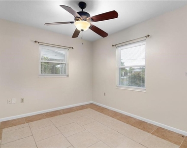 1003 Dora Avenue - Photo Thumbnail 5