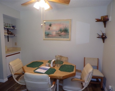19505 Quesada Avenue - Photo Thumbnail 5