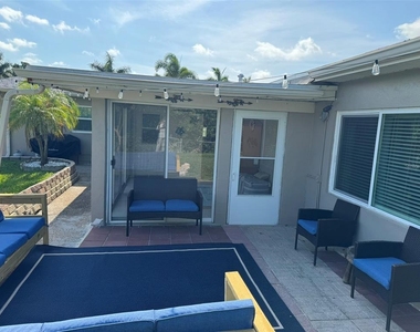 2811 Poinciana Court - Photo Thumbnail 21