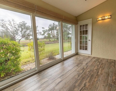12235 Sw Kingsway Circle - Photo Thumbnail 4