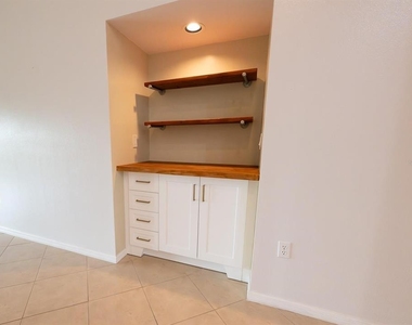 12235 Sw Kingsway Circle - Photo Thumbnail 3