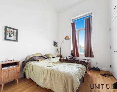 342 Eldert Street - Photo Thumbnail 6