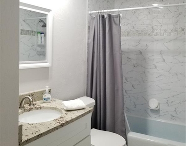2772 Woodgate Lane - Photo Thumbnail 19