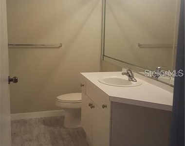 5152 Northridge Road - Photo Thumbnail 8