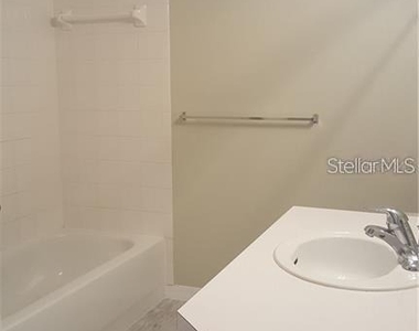 5152 Northridge Road - Photo Thumbnail 7