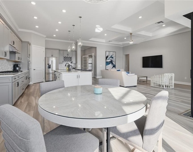 7849 Mainsail Lane - Photo Thumbnail 12