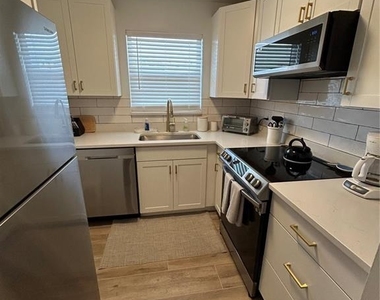 4480 Ironwood Circle - Photo Thumbnail 3