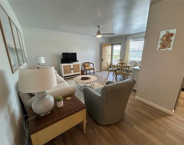 4480 Ironwood Circle - Photo Thumbnail 7