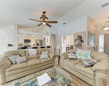 405 Bayside Lane - Photo Thumbnail 10