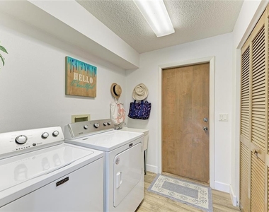 405 Bayside Lane - Photo Thumbnail 47
