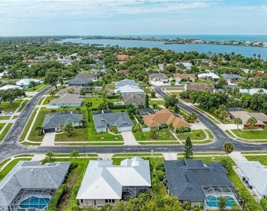 405 Bayside Lane - Photo Thumbnail 63