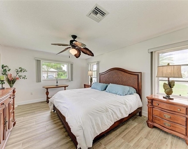 405 Bayside Lane - Photo Thumbnail 35