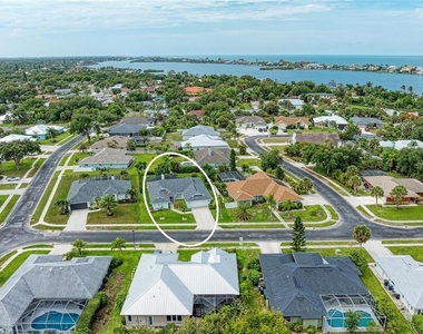 405 Bayside Lane - Photo Thumbnail 62