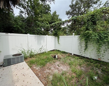 408 57th Avenue Drive E - Photo Thumbnail 7