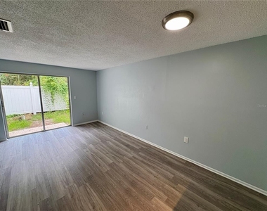 408 57th Avenue Drive E - Photo Thumbnail 4