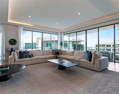 1591 Gulf Of Mexico Drive - Photo Thumbnail 6