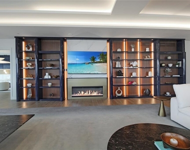 1591 Gulf Of Mexico Drive - Photo Thumbnail 8
