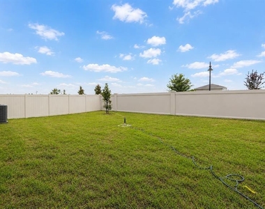 5153 Green Belt Drive - Photo Thumbnail 27