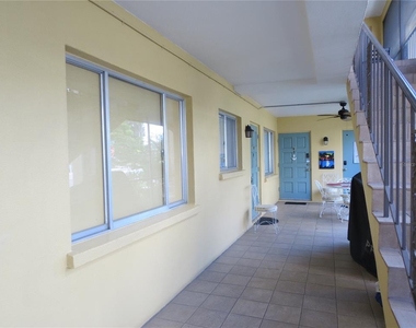 615 S Palm Avenue - Photo Thumbnail 1