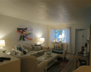 615 S Palm Avenue - Photo Thumbnail 3