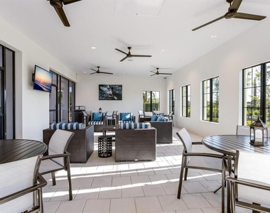 3806 Savanna Palms Court - Photo Thumbnail 44